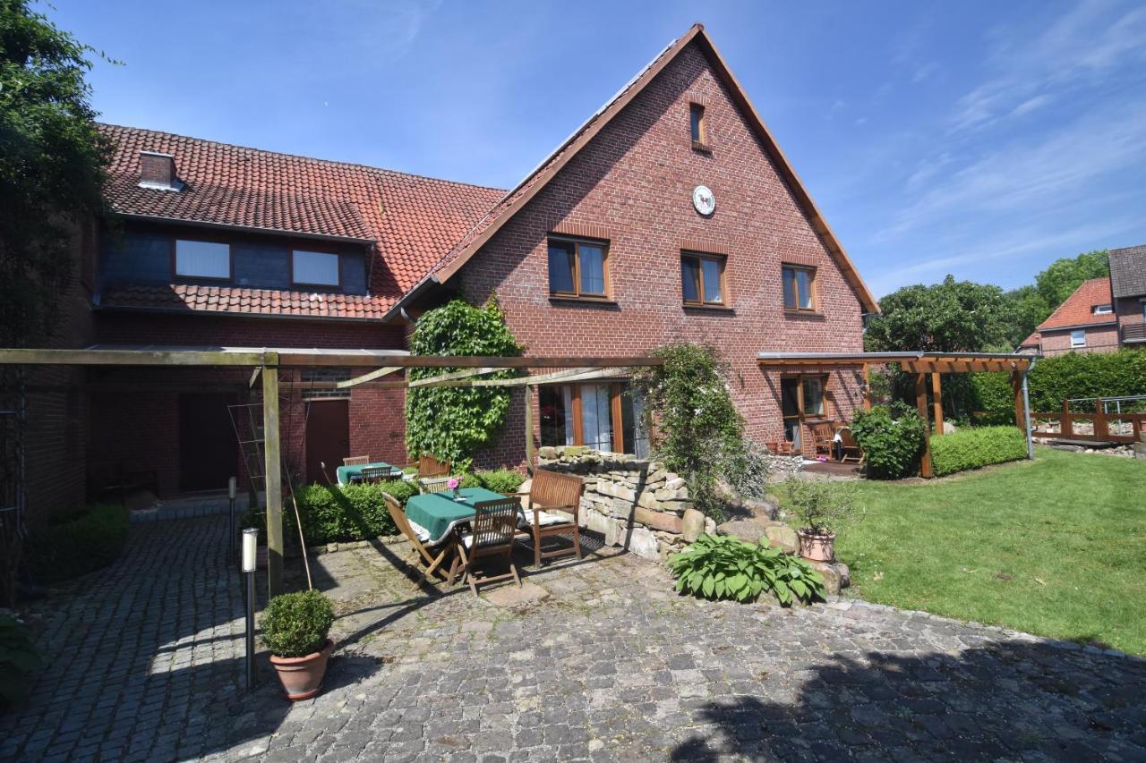 Gasthaus Deutsches Haus Garni Wunstorf Bagian luar foto