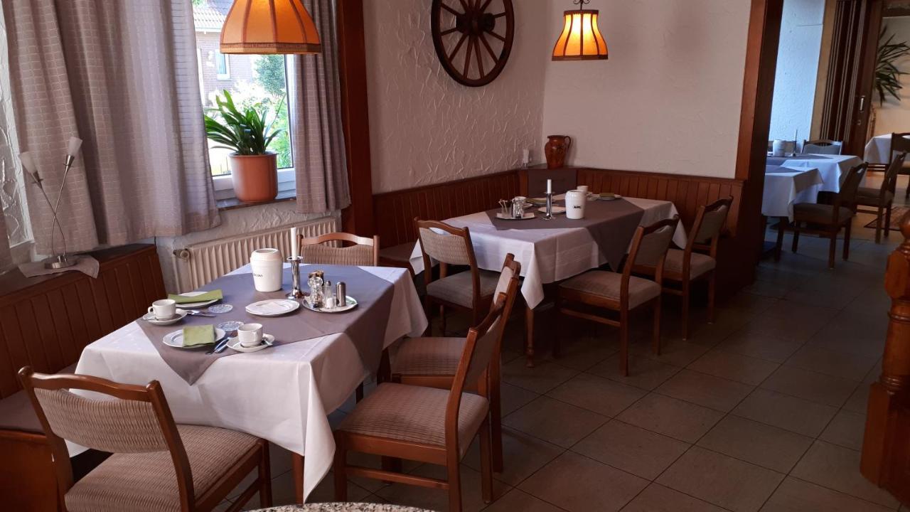 Gasthaus Deutsches Haus Garni Wunstorf Bagian luar foto
